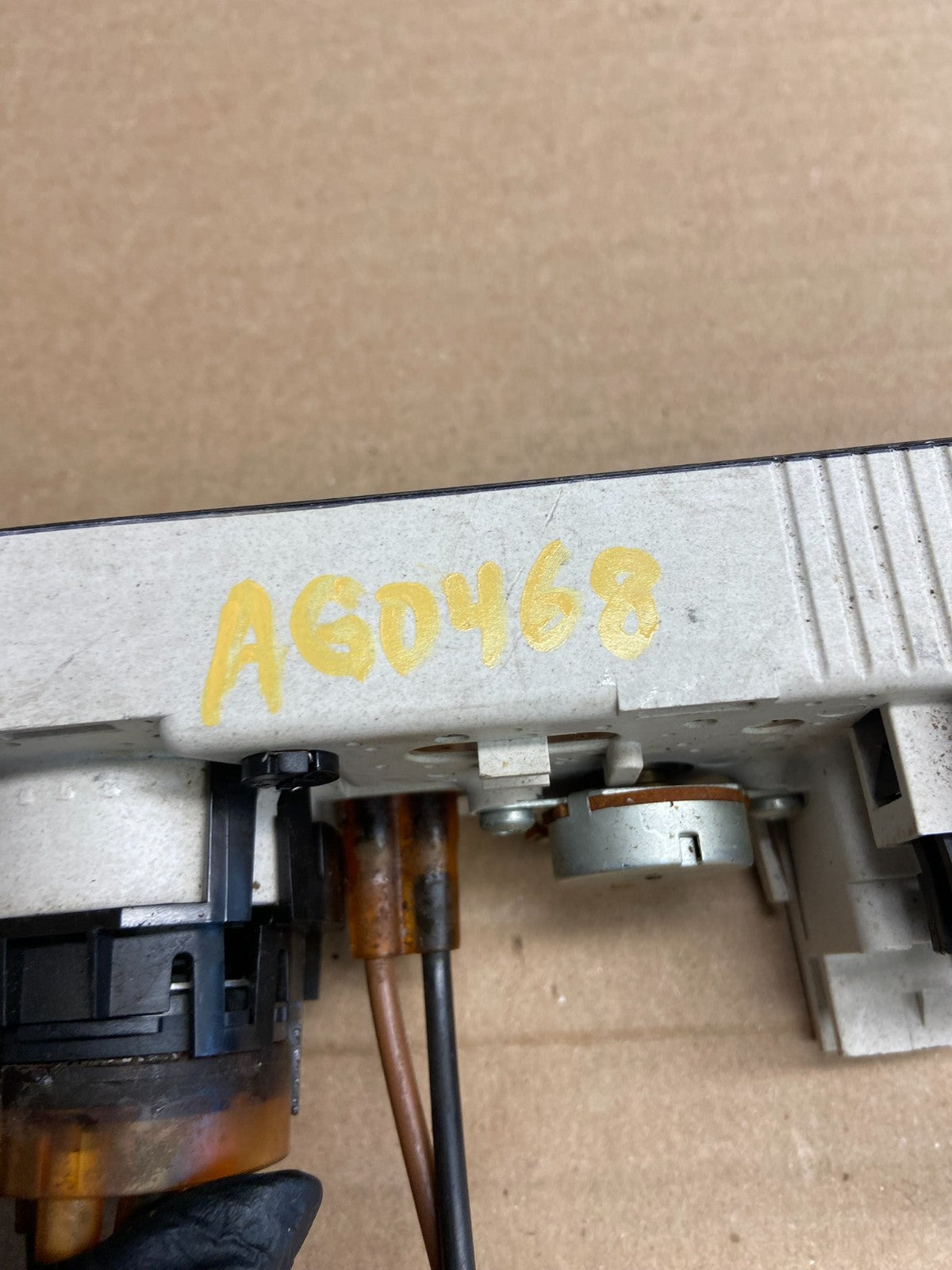 2001 - 2007 GMC Chevrolet Express 1500 Climate Control A/C AG0468 DG5
