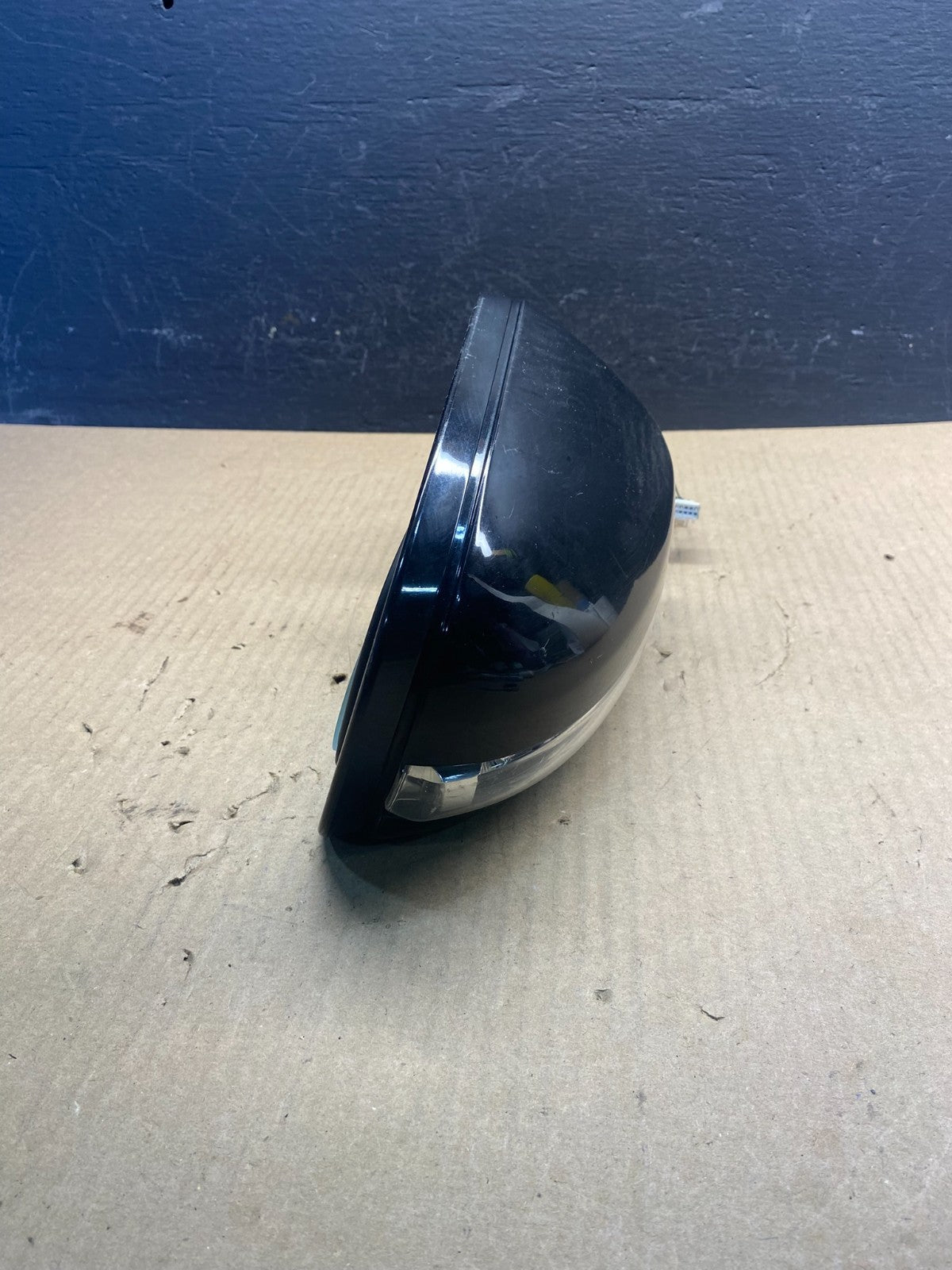 2007-2009 Mercedes E-Class Right Passenger Door Mirror Turn Signal AC8901 DG11