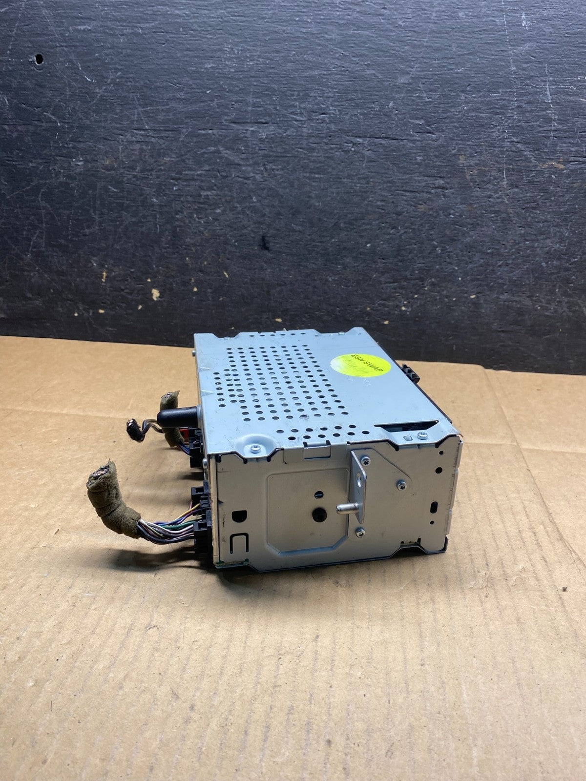2013 - 2016 Ford C-Max Single CD Player Media AM FM Radio Receiver AI7642 DG2