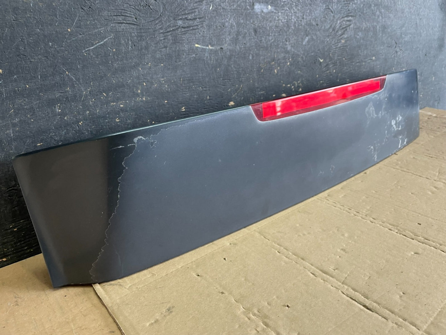 2005 to 2011 Hyundai Accent Trunk Lid Hatch 3rd Brake Light Spoiler AA8866 DG1