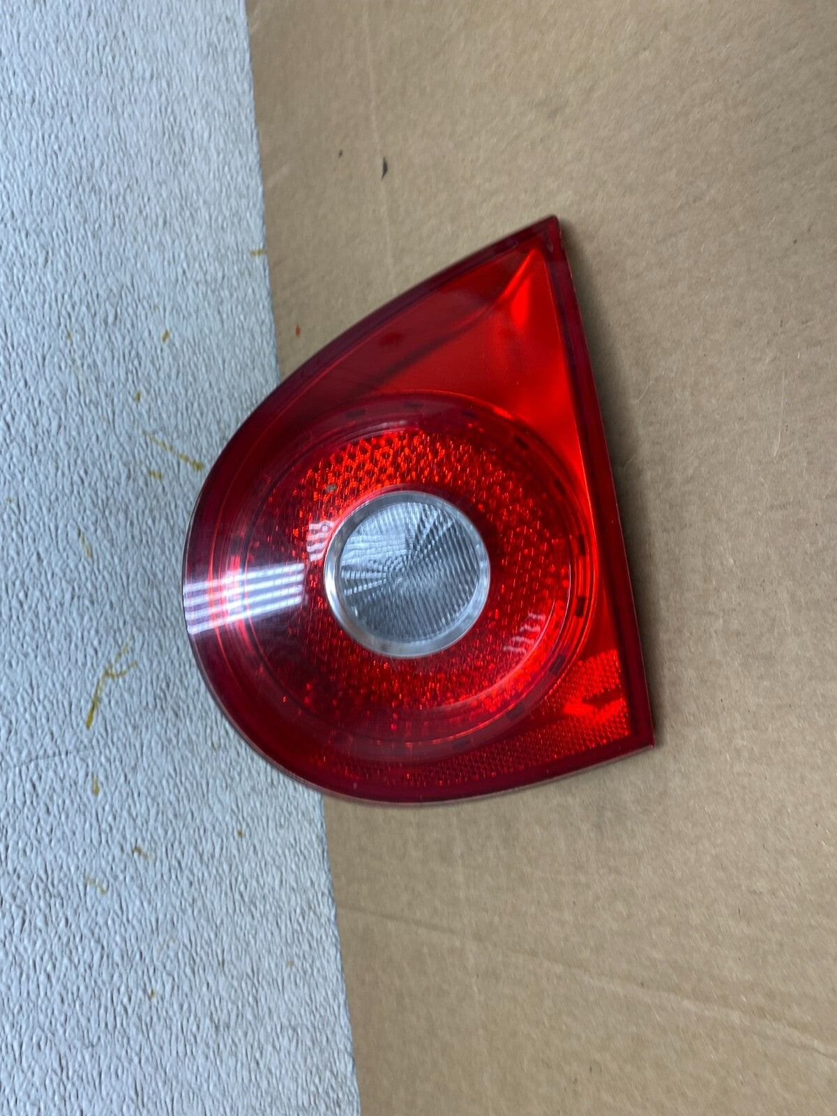 2006 - 2009 Volkswagen Golf Right Passenger Rh Tail Light Inner Trunk O6682 DW0