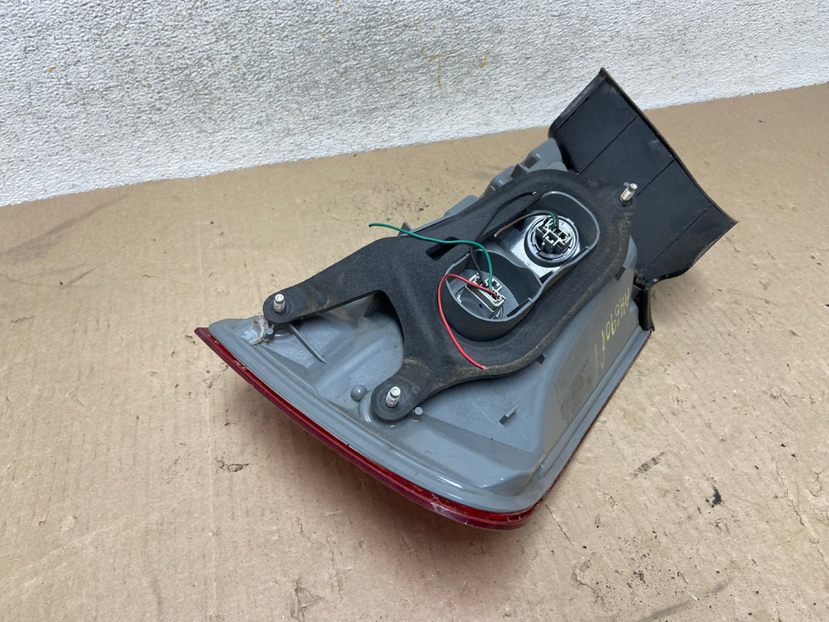 2009 2010 2011 2012 Mitsubishi Galant Left Driver LH Tail Light AH6901 LK4
