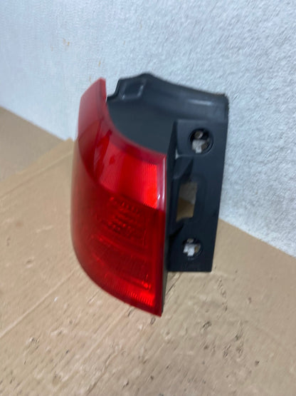 2010 to 2017 GMC Terrain Halogen Tail Light Left Driver Lh Side AI1250 LK1