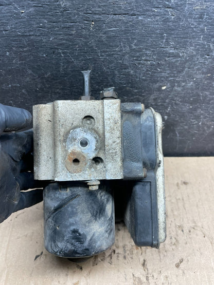 2005 - 2007 Chevy Express GMC Savana 1500 2500 ABS Anti Lock Brake Pump r9401 DG3
