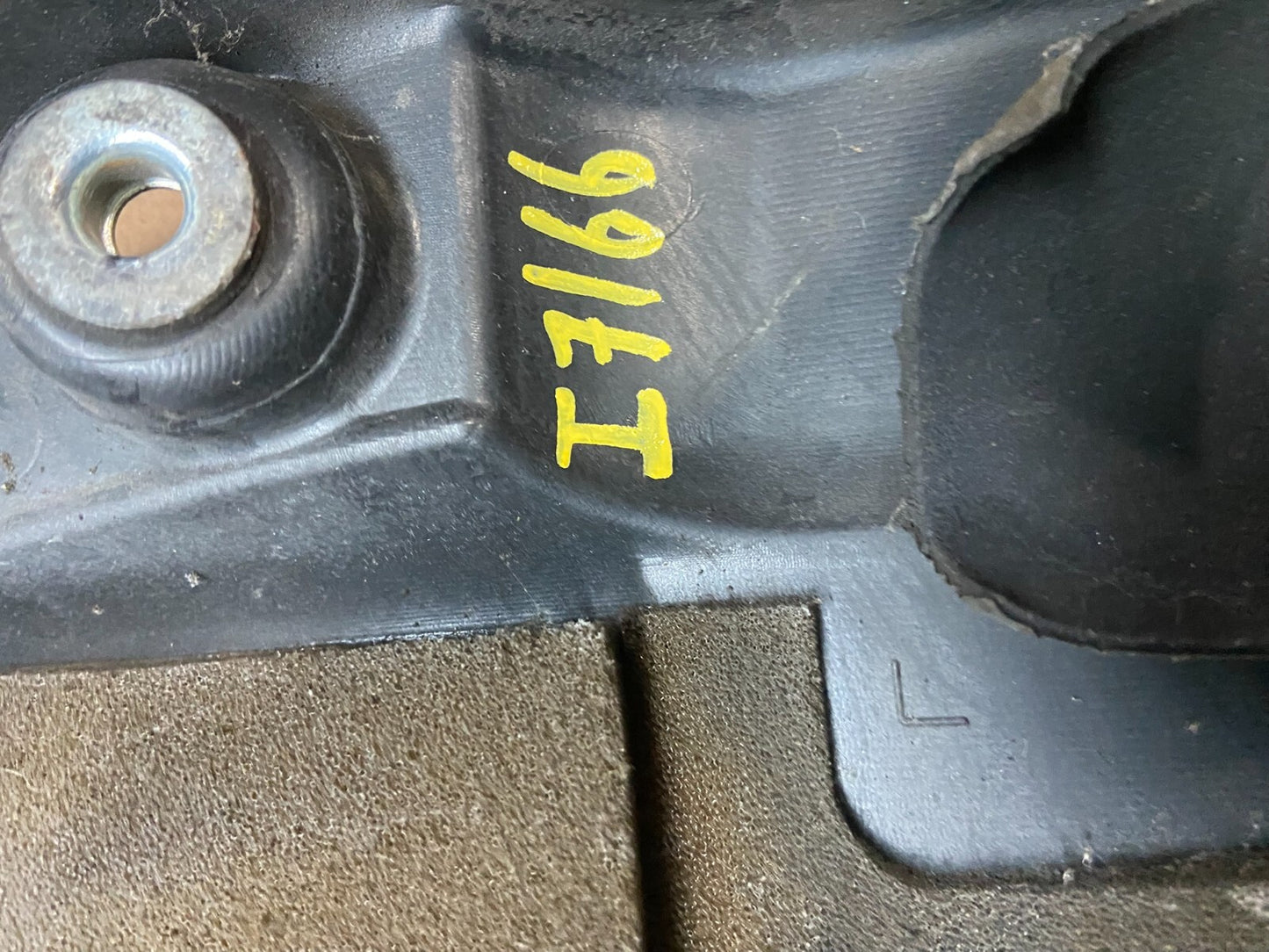 2007 to 2013 Nissan Altima 2.5 L Engine Cover i7166 DG OEM9