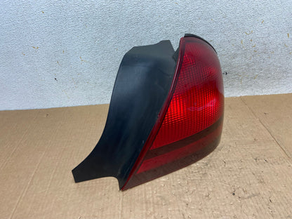 2003 to 2011 Mercury Grand Marquis Right Passenger Tail Light AI5577 LK2