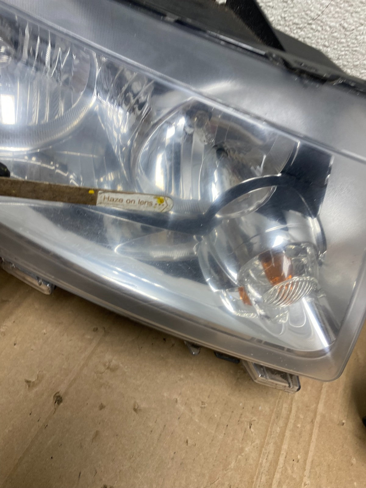 2011-2013 Jeep Grand Cherokee Left+Right Halogen Headlights T8174 DW8
