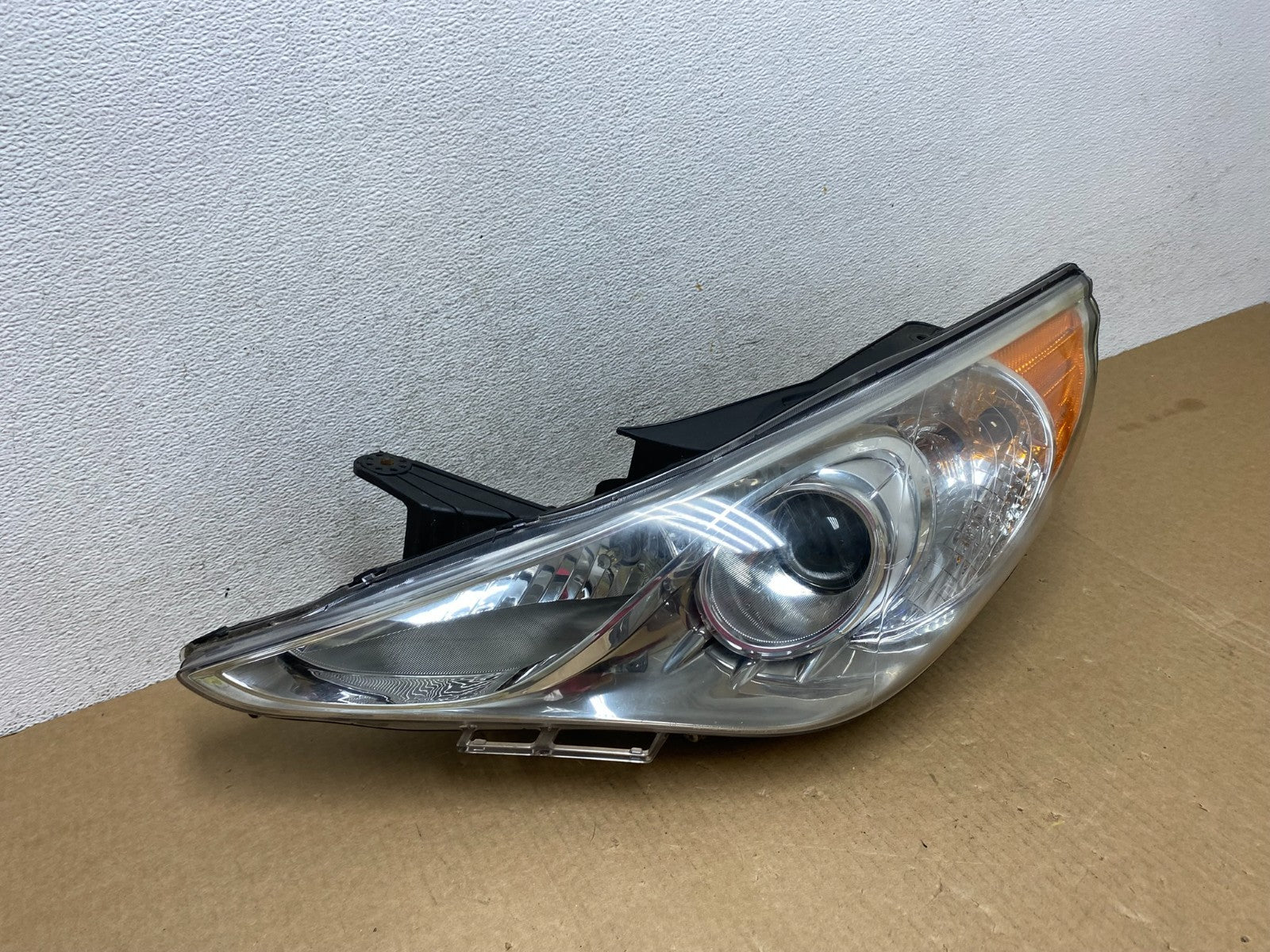 2011 - 2014 Hyundai Sonata Left Driver Lh Side Headlight Halogen AF9560 DW2