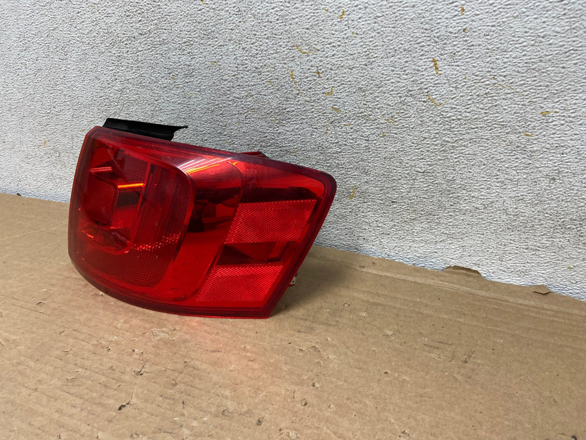 2011 to 2014 Volkswagen Jetta Right Passenger Rh Side Tail Light AH8455 LK2