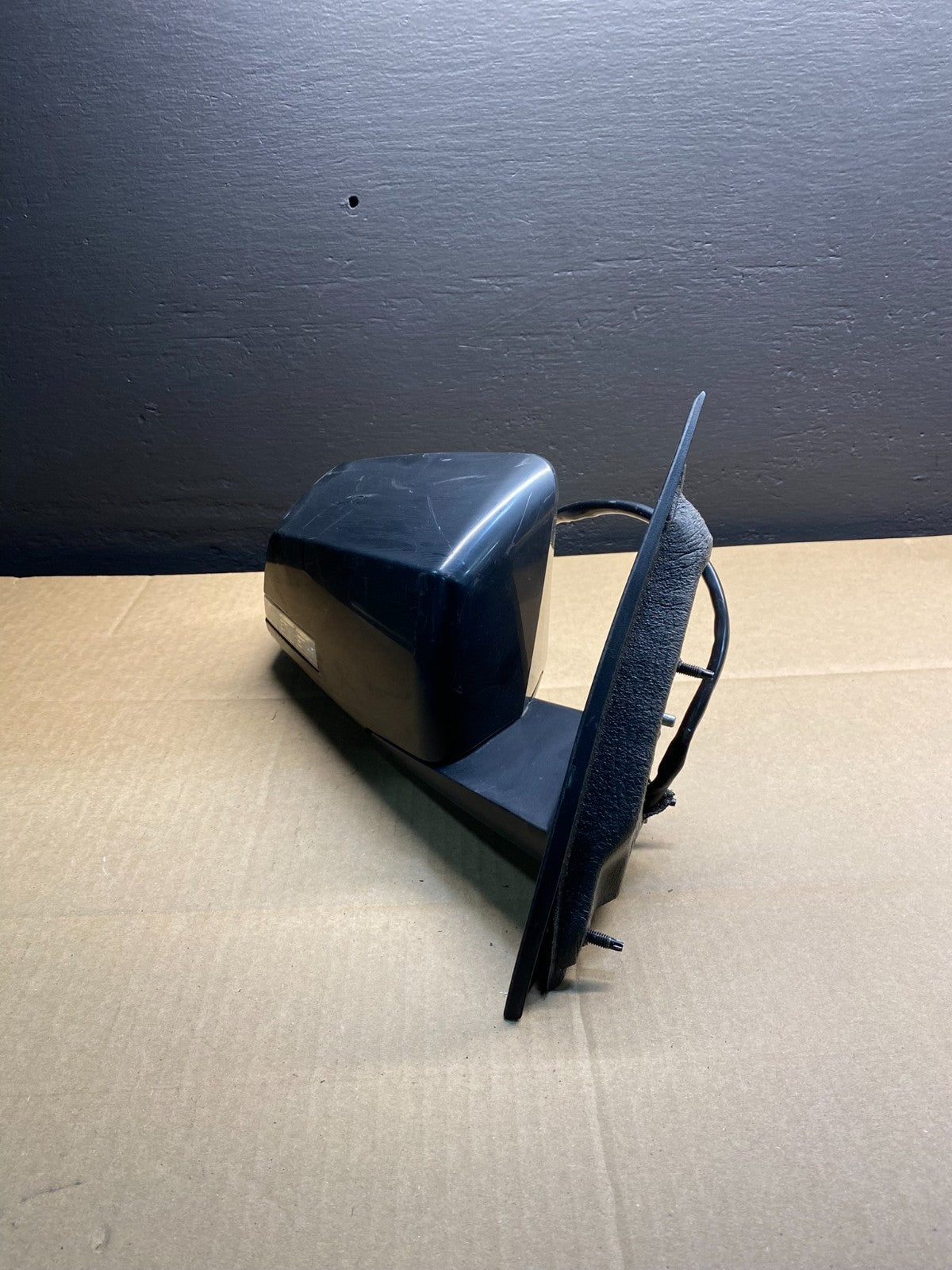 2009 to 2017 GMC Acadia Right Passenger Blind Spot Mirror AB4065 DW2