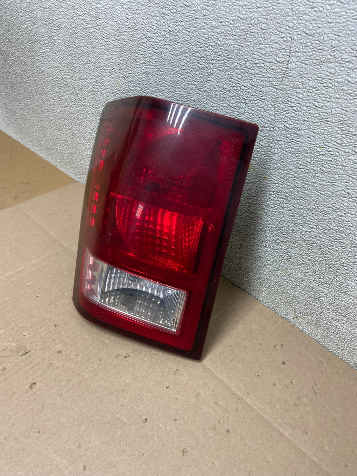 2007 to 2010 Jeep Grand Cherokee Left Driver Lh Tail Light Oem AA0291 DW1