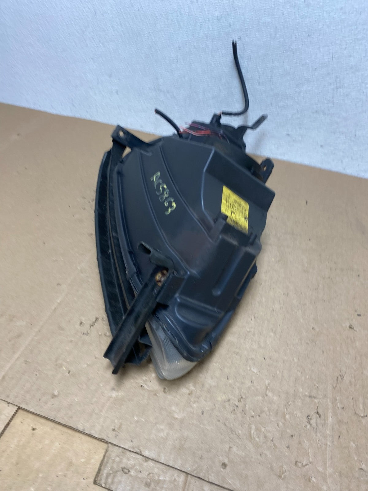 2001 - 2003 Honda Civic Coupe Headlight Halogen Left Driver LH AC5863 DW6