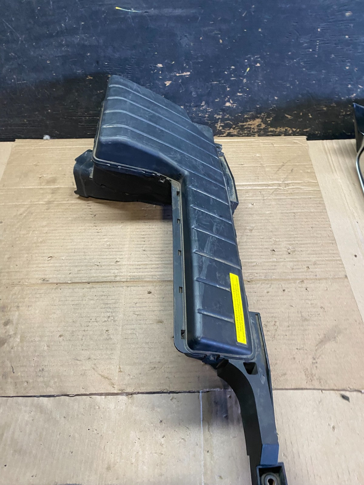 2009 to 2014 Nissan Murano Upper Air Intake Duct V2814 DG2