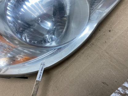 2007 2008 2009 2010 Hyundai Elantra Right Passenger Side Headlight AE4910 DW4