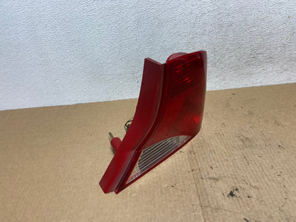 2000 to 2004 Ford Focus Right Passenger RH Side Tail Light AF9839 LK2