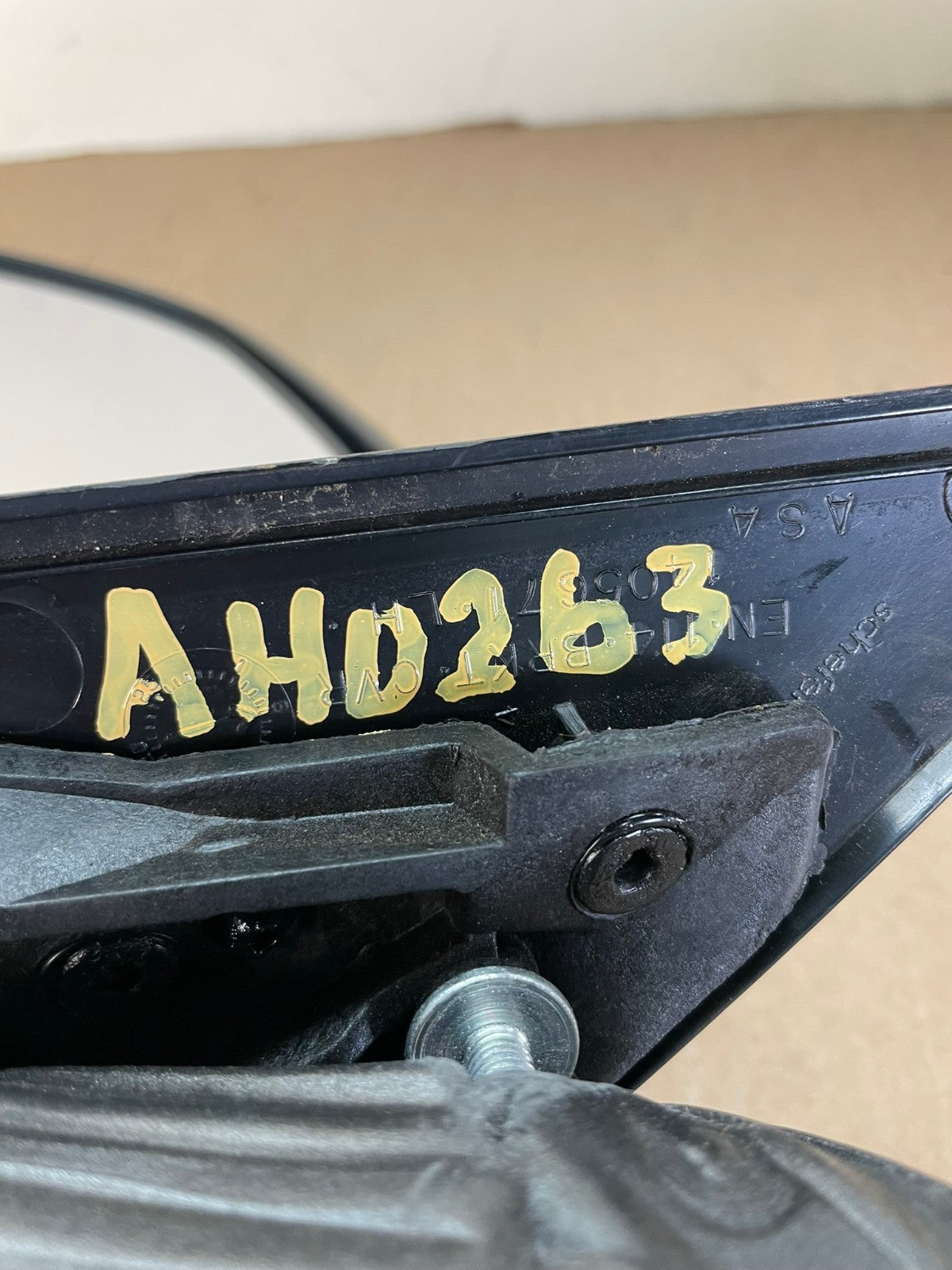 2003 - 2011 Ford Crown Victoria Left Driver LH View Door Mirror AH0263 LK10
