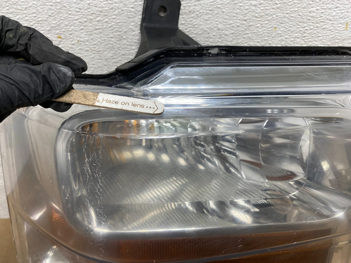 2008 to 2010 Ford F250 Super Duty Right Passenger RH Side Headlight AH5749 DW5