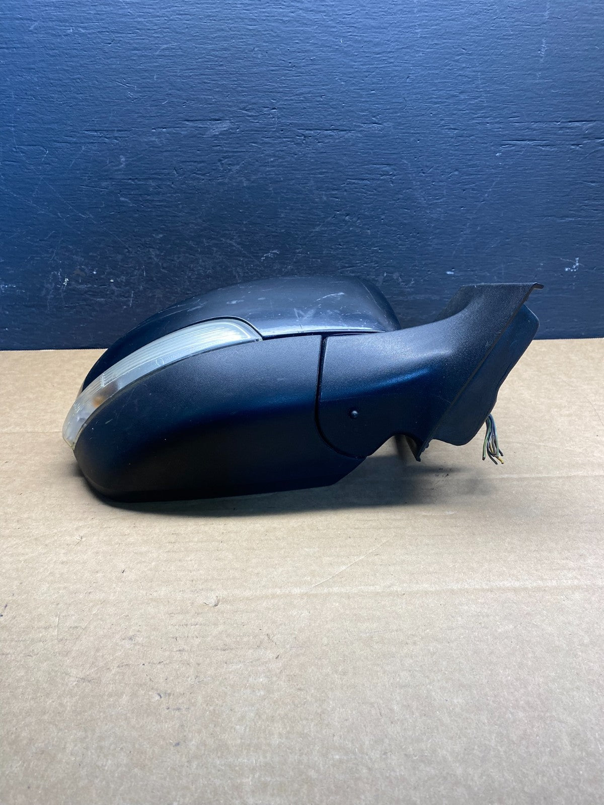 2012-2014 Ford Focus Right Passenger View Door Turn Sgn Mirror ac7945 DG3