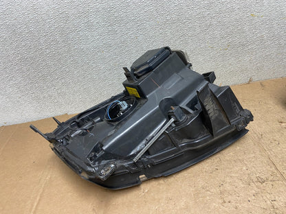 2007 - 2014 Cadillac Escalade Right Passenger Side Xenon HID Headlight AA522910