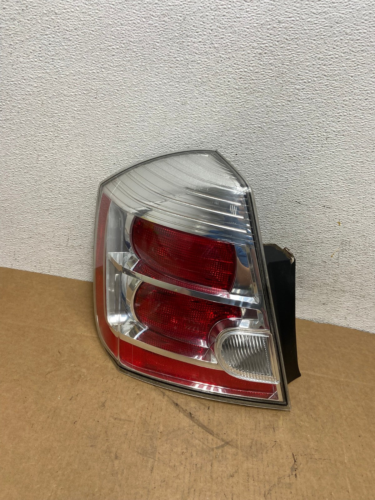 2007 to 2012 Nissan Sentra Left Driver LH Side Tail Light AD6088 LK0