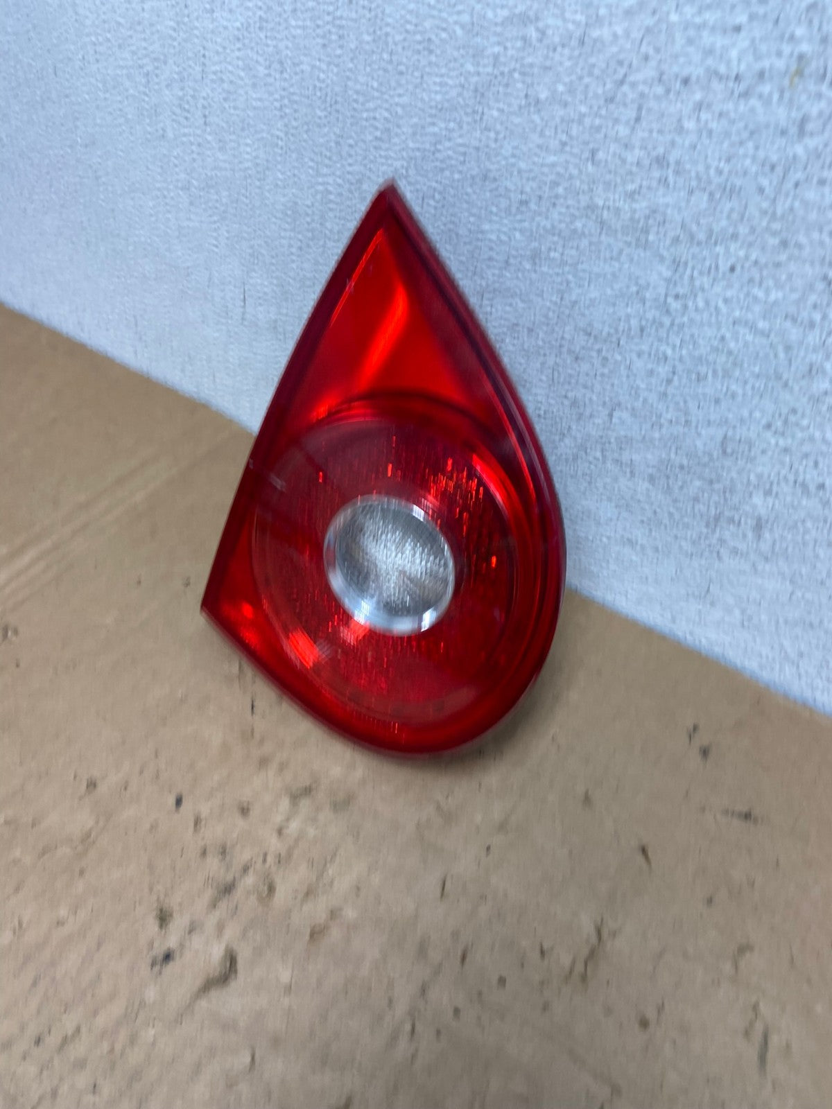 2006-2009 Volkswagen Golf Left Driver Lh Side Tail Light Inner Trunk AD3106 LK1