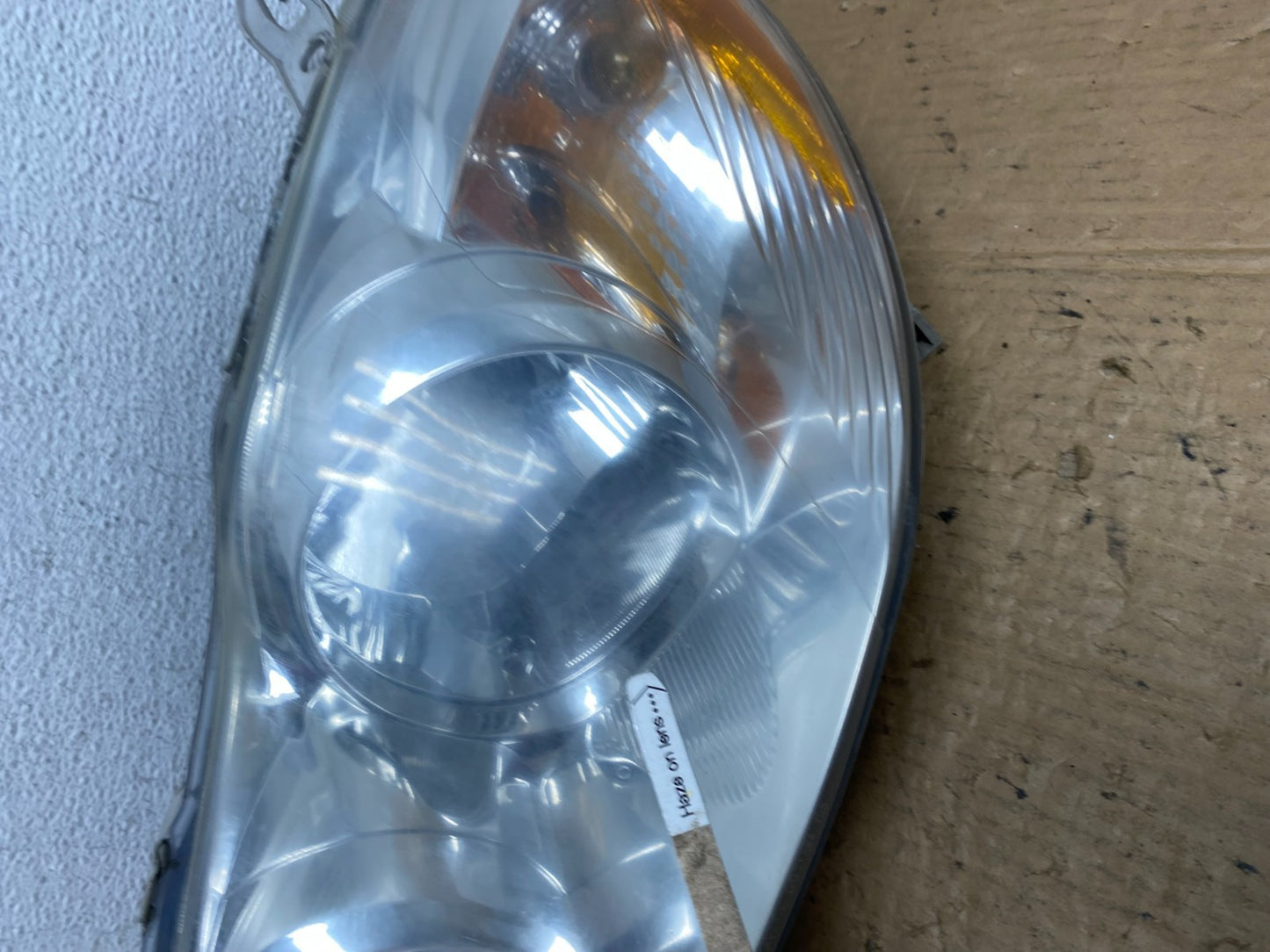 2005 to 2008 Toyota Corolla Left Driver LH Side Headlight AC8173 DW5