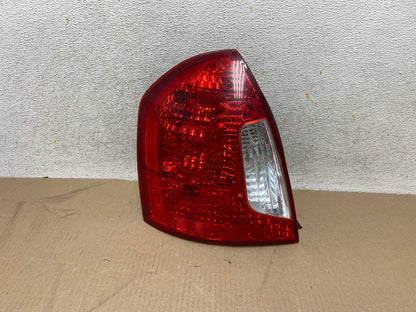 2006-2011 Hyundai Accent Sedan Left Driver Side Lh Tail Light AH6677 LK0