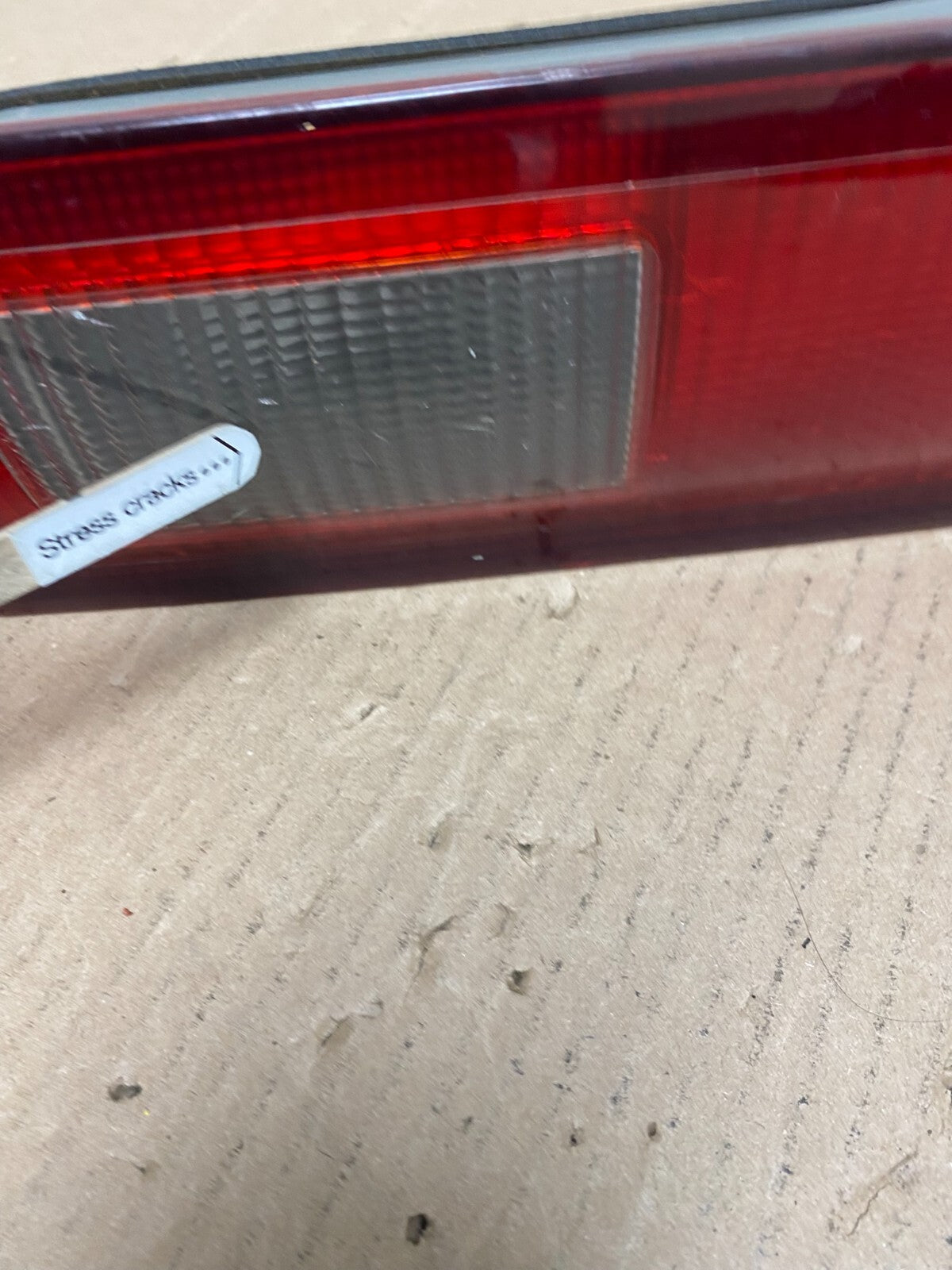 1997 1998 1999 Toyota Camry Tail Light Inner Left Driver LH Inner Oem J7909 DW4