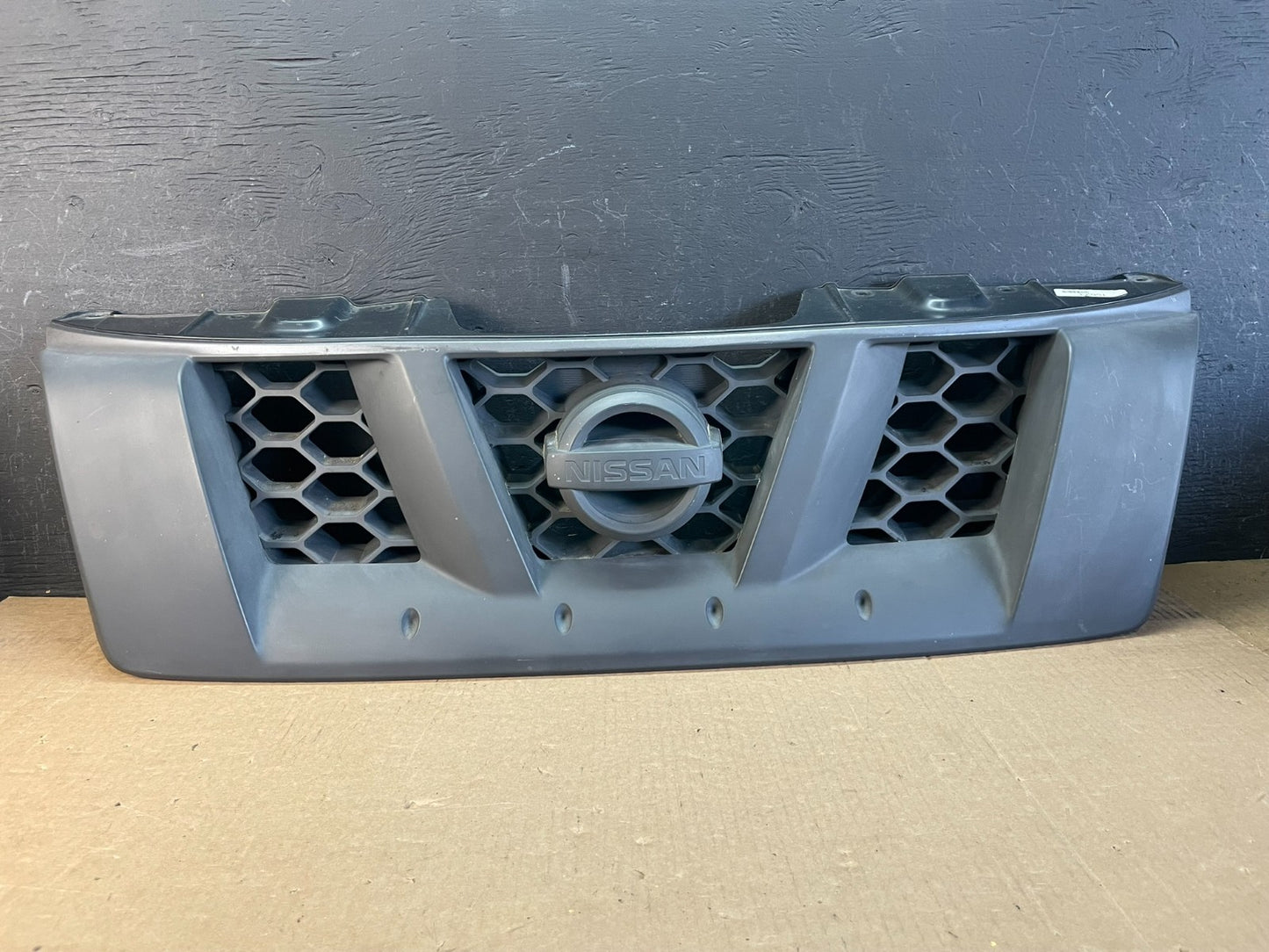 2005 2006 2007 2008 Nissan Xterra Front Upper Grill Grille AD0263 DG0
