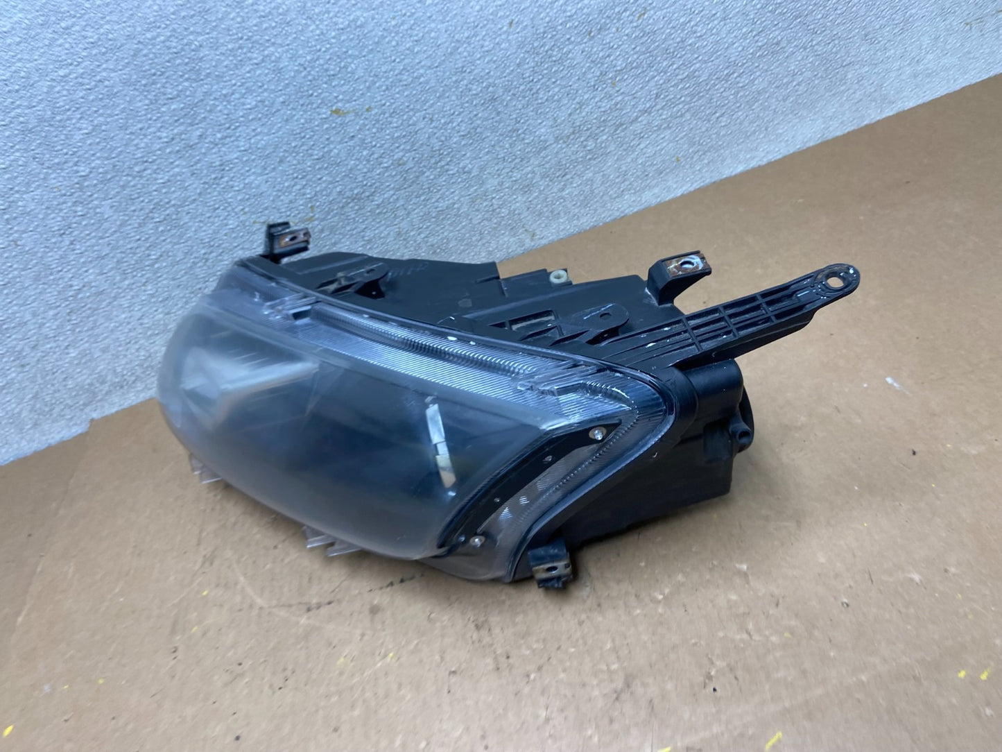 2010 2011 2012 Ford Fusion Left Driver LH Side Headlight Halogen Z6914 DW1