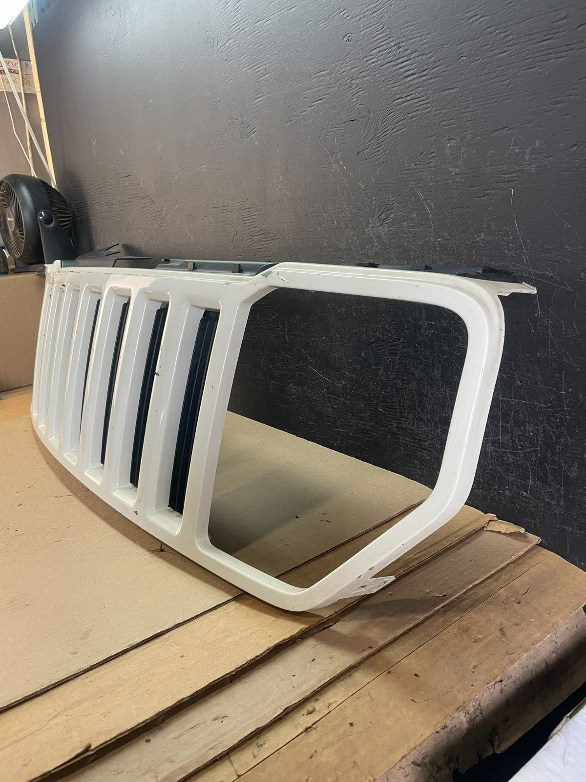 2008 2009 2010 2011 2012 Jeep Liberty Front Upper Grill Grille ae3459 DG1