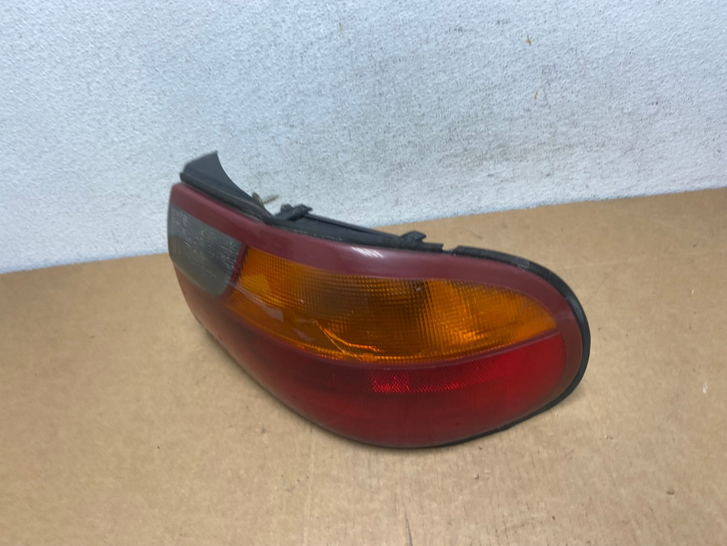 1997 to 2003 Chevrolet Malibu Passenger Right RH Side Tail Light AD5445 LK1