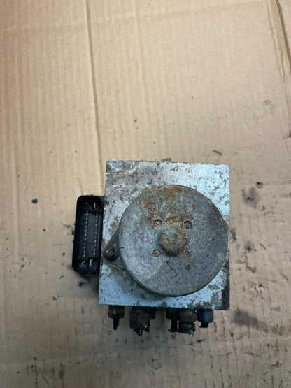 2013 Ford F250 SD ABS Anti Lock Brake Pump Module X1009 DG5