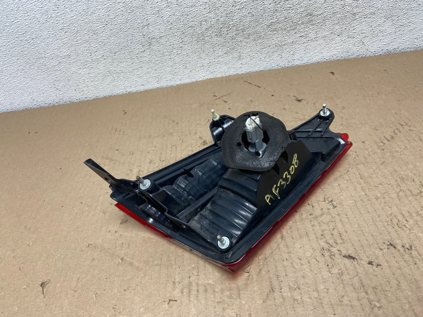 2015 - 2019 Subaru Outback Right Passenger RH Inner Tail Light AF3308 LK4