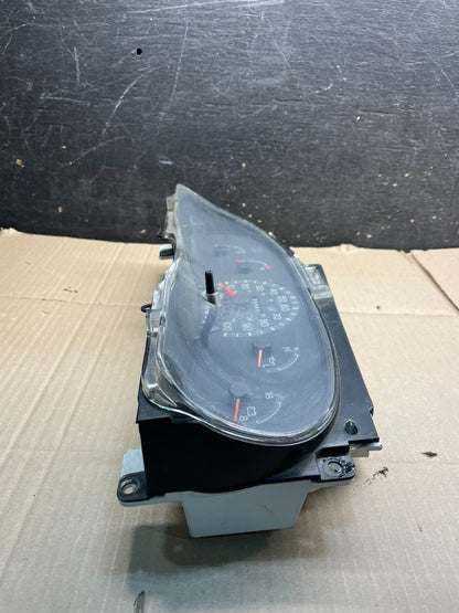 2001 - 2002 Ford Econoline E250 E350 Van Speedometer Instrument Cluster X9855 DG4