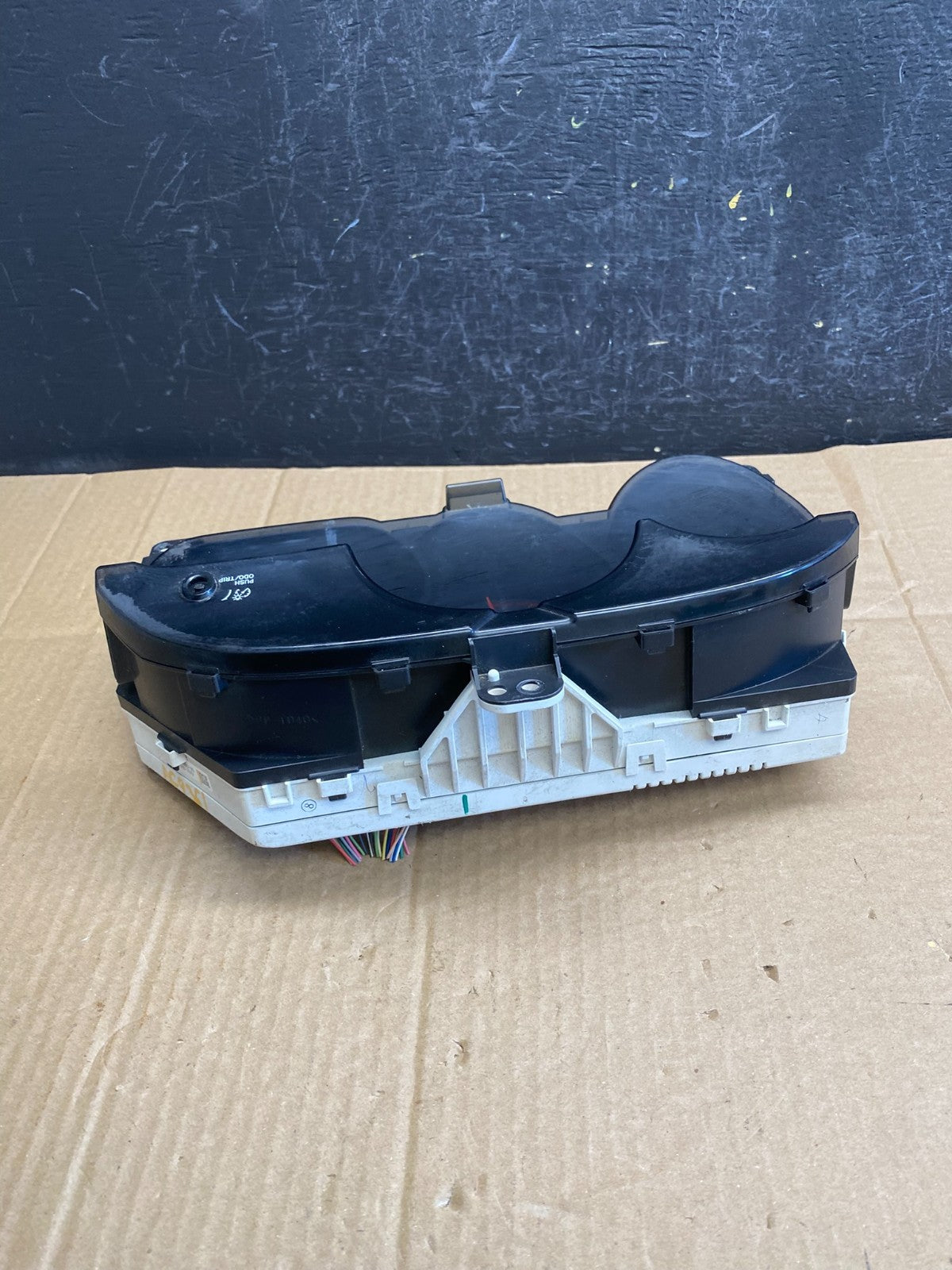 2009 2010 Toyota Matrix Speedometer Cluster Gauge AC9361 DG4