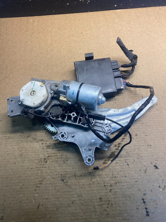 2009-2012 GMC Acadia Power Motor Liftgate Tailgate Control Module AA0737 DG0