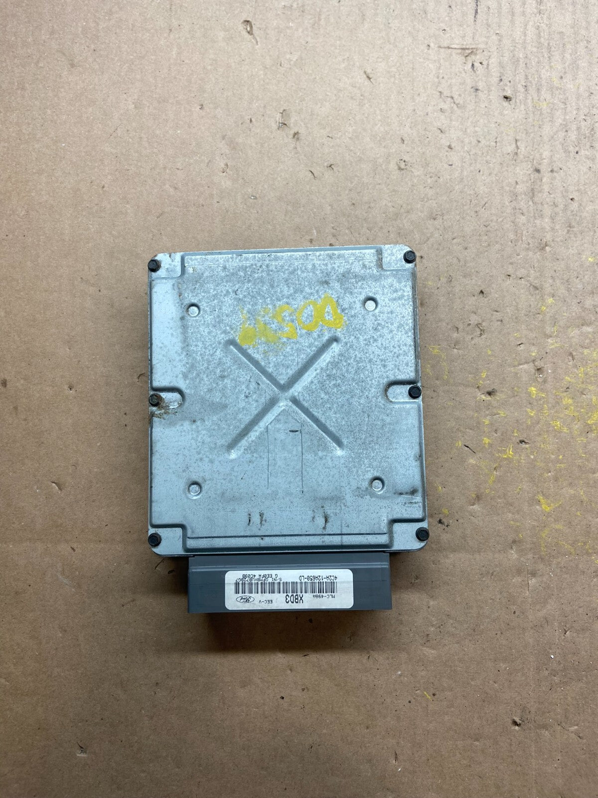 2004 Ford E-Series 4.6L Engine Control Module Computer 4C2A-12A650-LD E5278 DG12