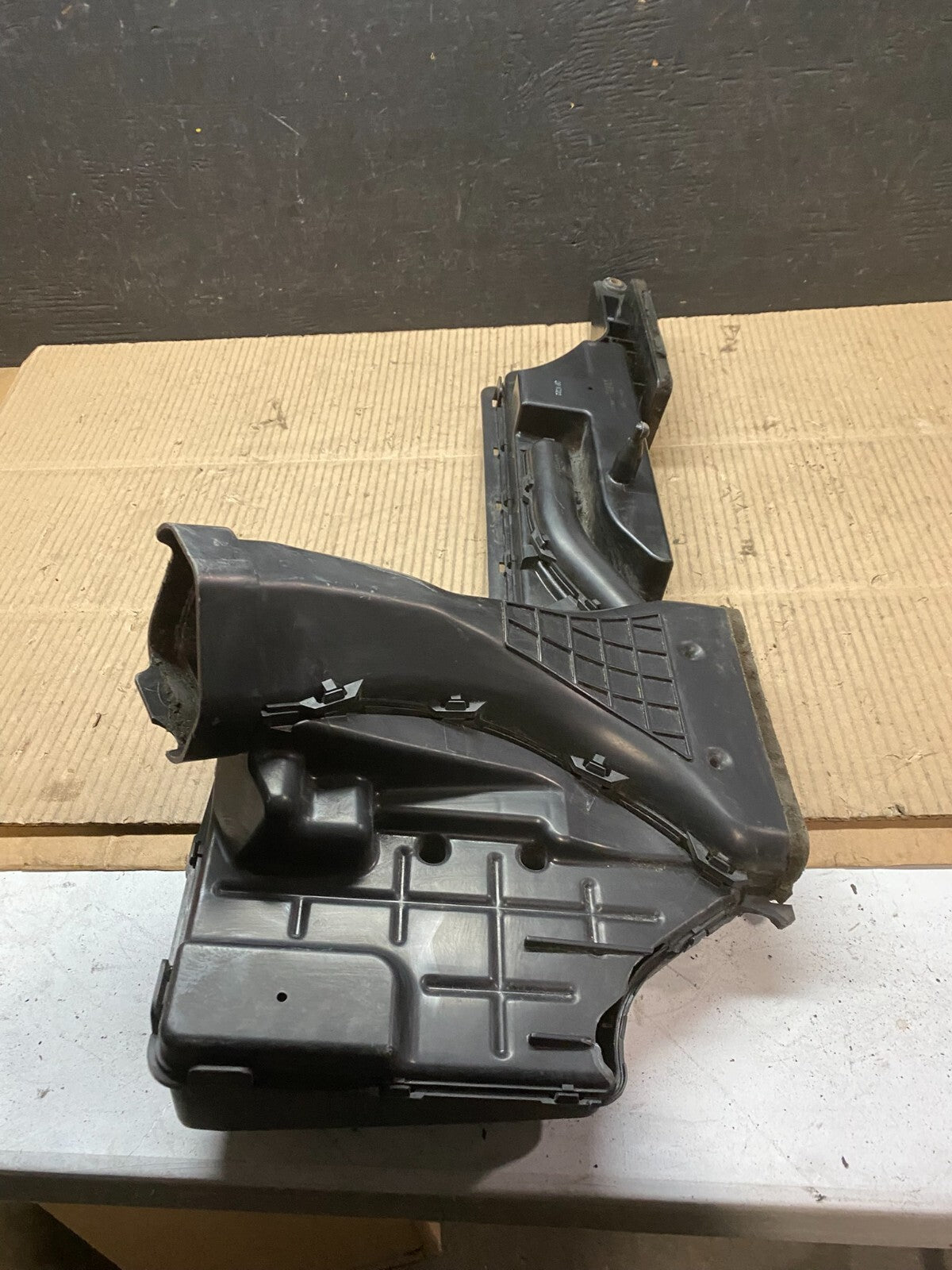 2009 to 2014 Nissan Murano Upper Air Intake Duct G6005 DG1 Oem7