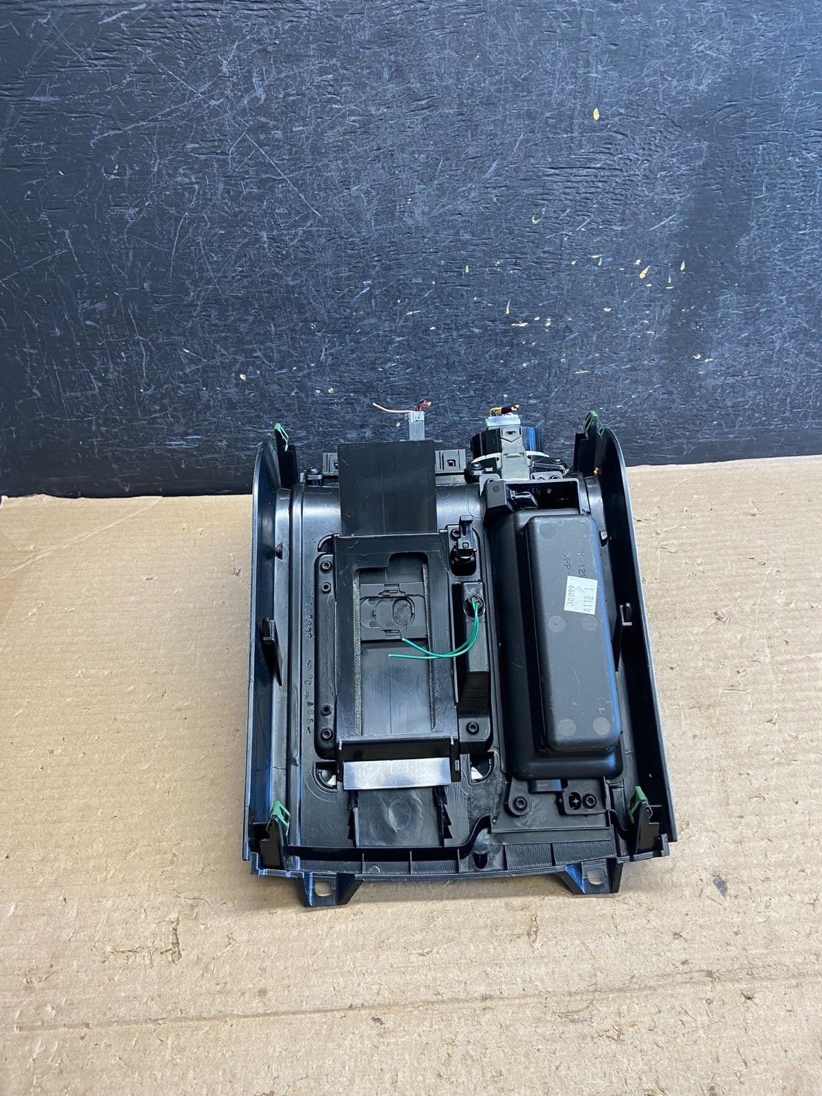 2005 to 2012 Nissan Pathfinder Shifter Trim Bezel Center Console AH5159 DG3