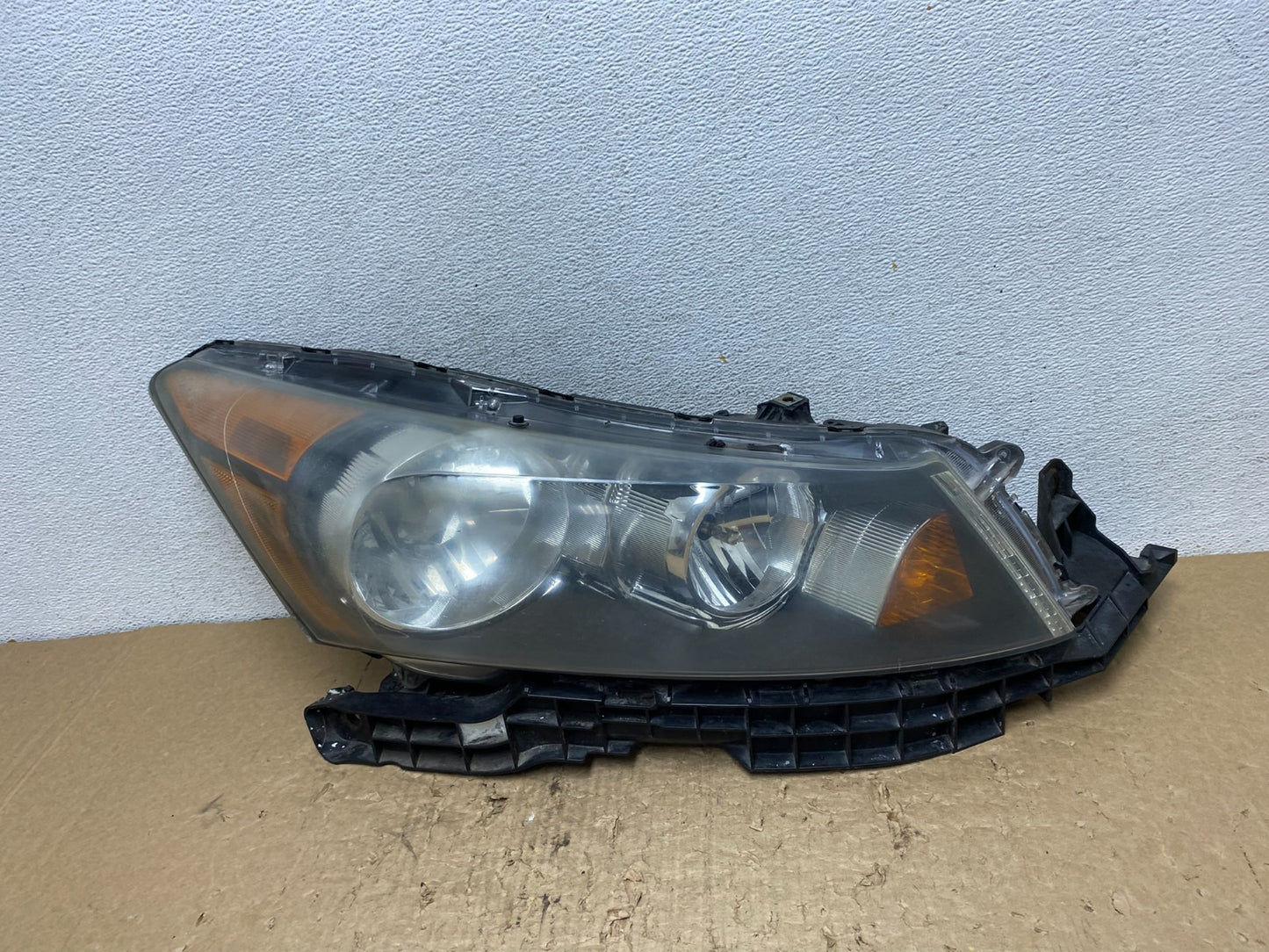 2008 to 2012 Honda Accord Sedan Right Passenger RH Headlight AF9481 DW0