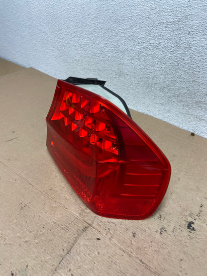 2009 2010 BMW 328i 3 Series Right Passenger RH Side Tail Light AF4824 LK1