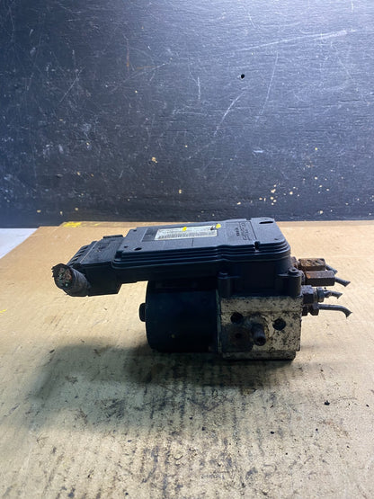 2009 2010 Ford E250 E350 Econoline Anti-Lock ABS Antilock Brake Pump Z2414 DG3