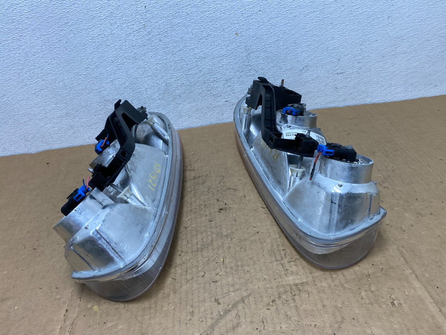 1998 - 2002 Saturn SL SL1 SL2 S Series Left+Right Halogen Headlights AD1421 DW7