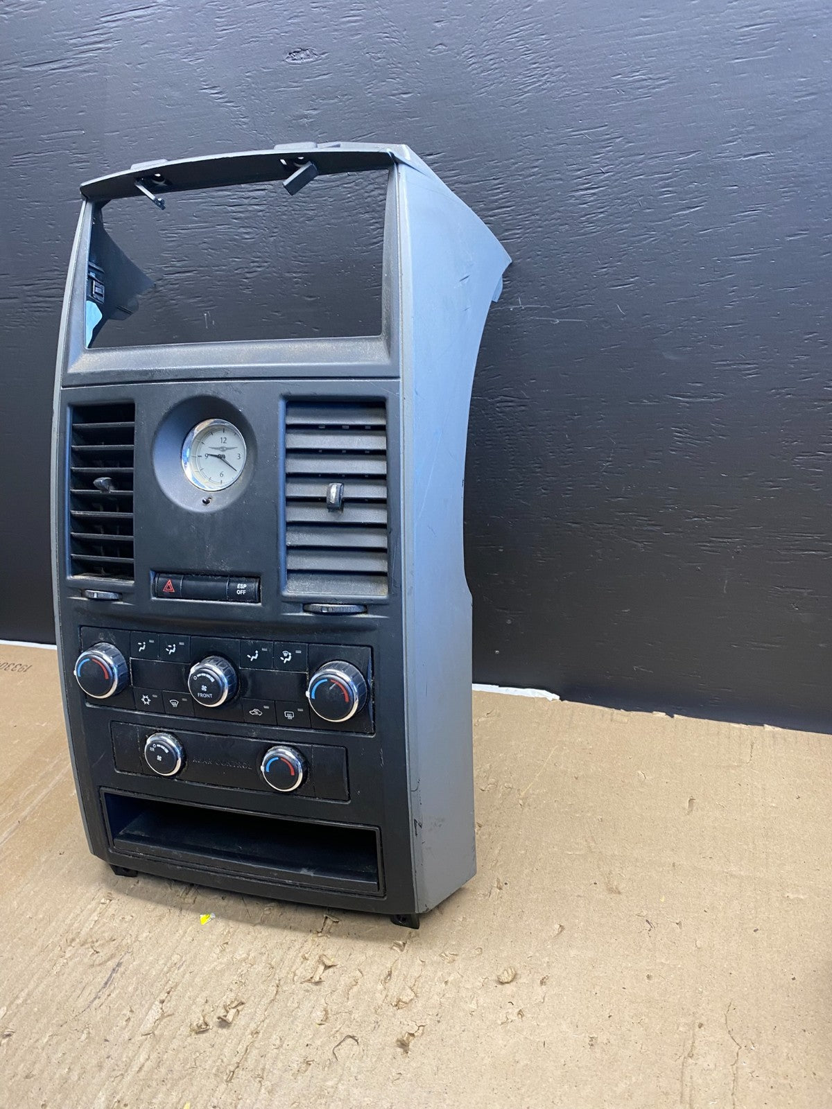 2008-2010 Dodge Grand Caravan  A/C Climate Control Unit Bezel Trim Oem AB5666 DG1