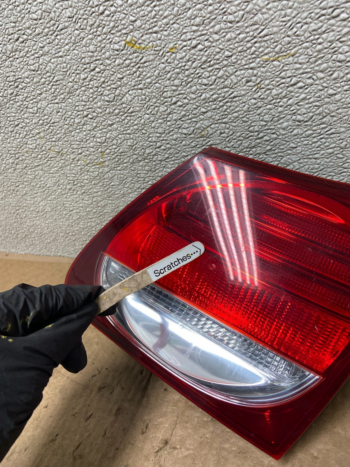 2006-2011 Lexus GS350 GS430 GS450H Right Passenger Inner Tail Light AA4205 DW3