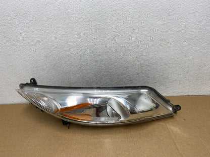 2011-2014 Nissan Juke Turn Signal Headlight Left Driver LH Halogen AG1977 DW0