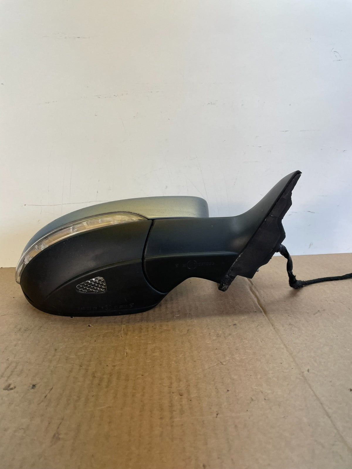 2009 to 2012 Volkswagen CC Right Passenger Power Door View Mirror AH6243 DW3