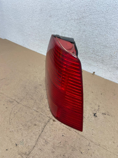 1999 to 2003 Volkswagen Jetta Sedan Right Passenger Tail Light AF5733 LK1