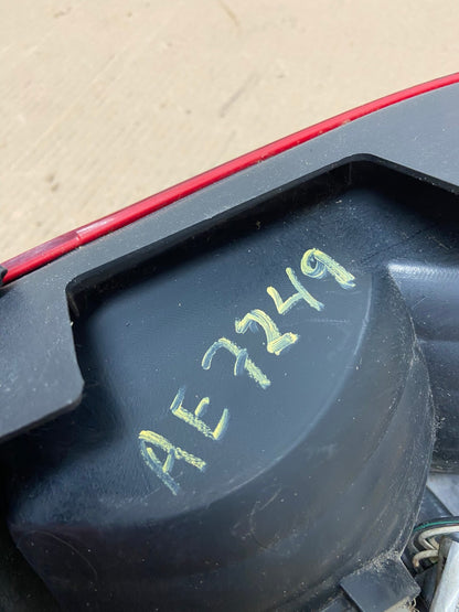 2007 2008 2009 Chrysler Aspen Tail Light Left Driver Lh Side AE7249 LK7